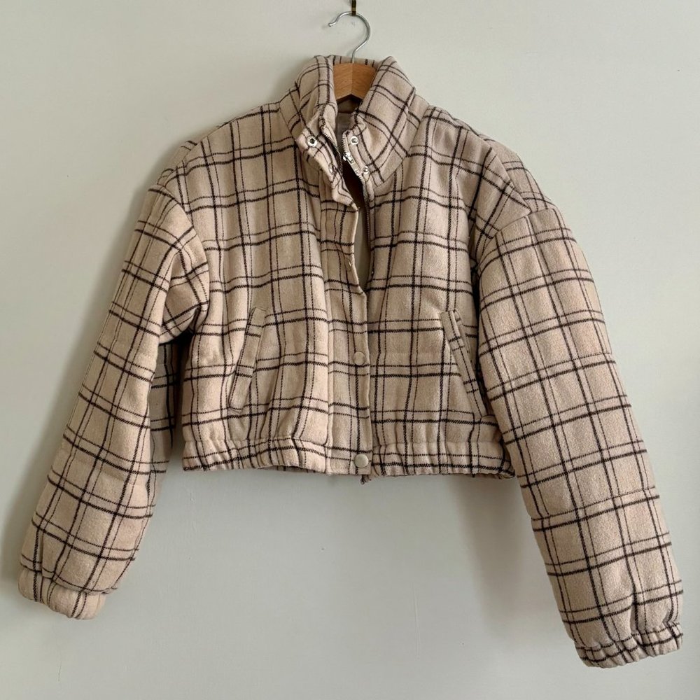 Le Lis Cropped Puffer Plaid Jacket
